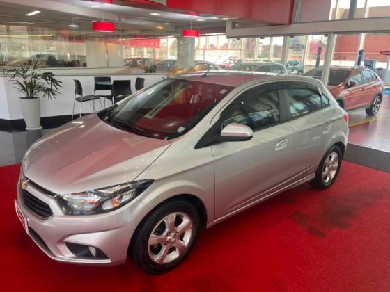 CHEVROLET ONIX 1.0 MPFI LT 8V FLEX 4P MANUAL CHEVROLET ONIX 1.0 MPFI LT 8V FLEX 4P MANUAL